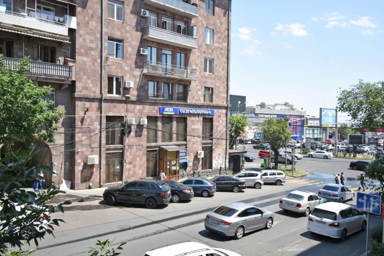 Красивая Квартира На Комитас 55 Jerevan Eksteriør billede